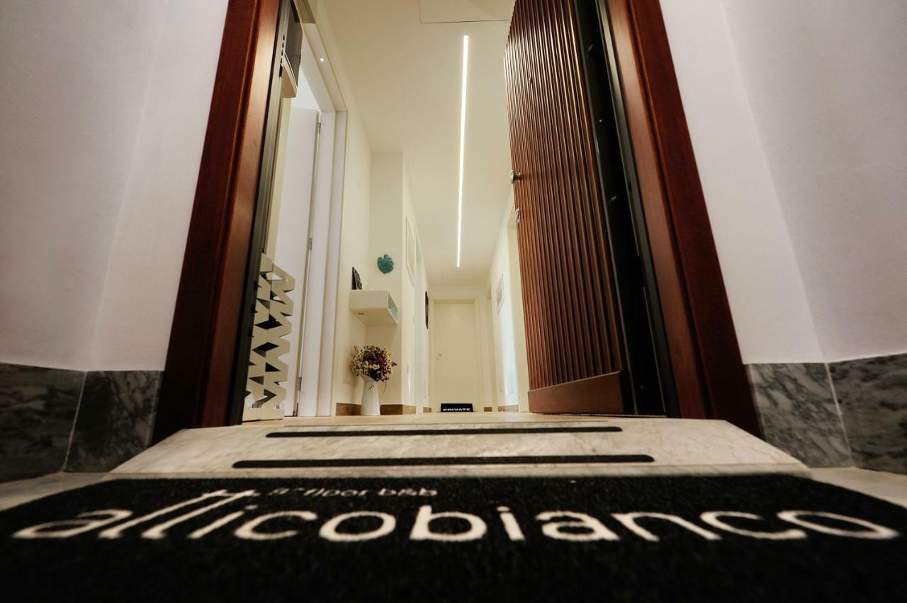Atticobianco B&B Cagliari Exteriör bild